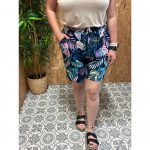 Pantalón Corto Estampado Hojas Palmeras
