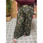 Pantalón Estampado Flores Abertura Lateral
