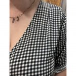 Blusa de Cuadros Anudada