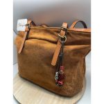 Bolso Grande Ante Detalles Dorados