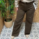 Pantalón Pata Ancha Tachuelas Oro V iejo