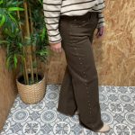 Pantalón Pata Ancha Tachuelas Oro V iejo