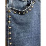 Pantalón Vaquero Pata Ancha Tachuelas Plateadas